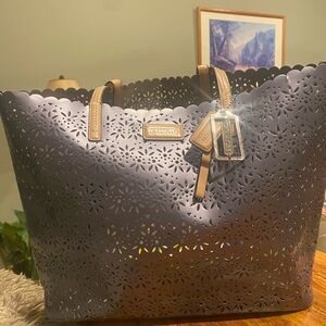 Coach -Cut Tote Bag